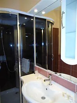 퀸