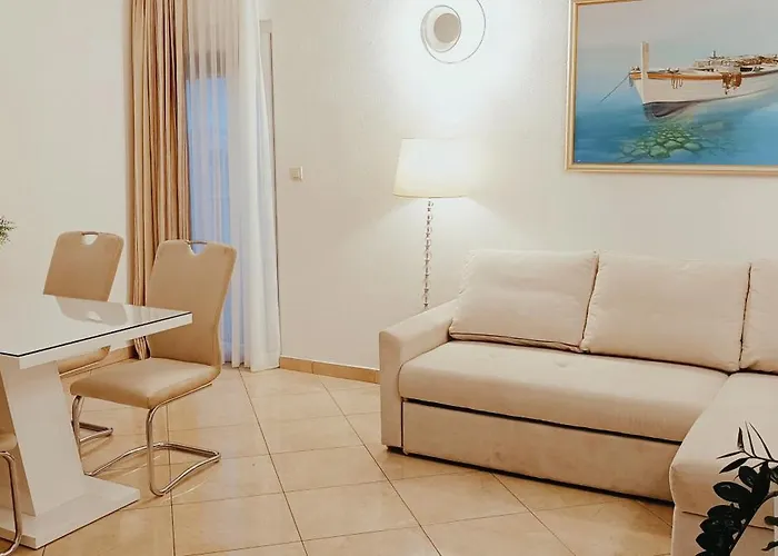 Queen דירה טרוגיר