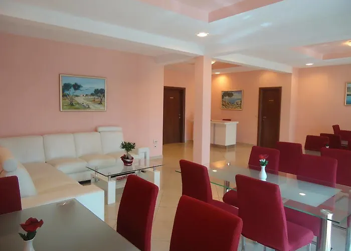 Queen * טרוגיר